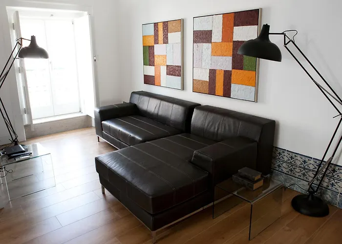 Serviced - Baixa Daire