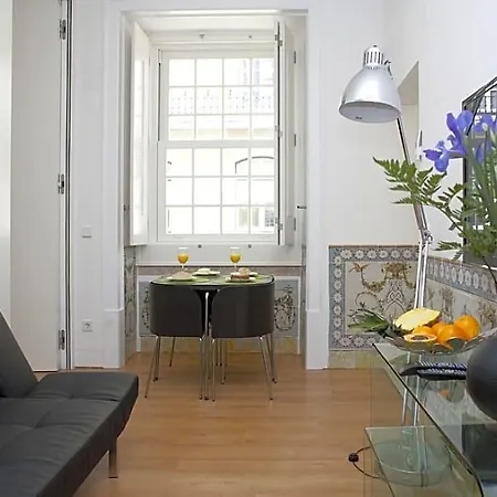Lsa Baixa Chiado By Numa Daire