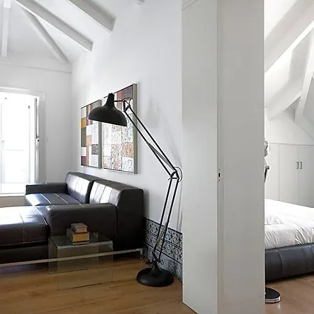 Lsa Baixa Chiado By Numa Daire *