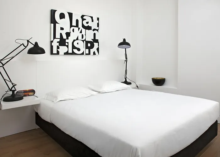 Serviced - Baixa דירה